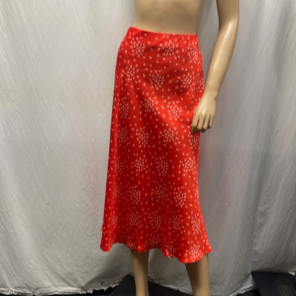 On 34th Womens Fiery Red with White Little Flowers Midi Skirt NWT